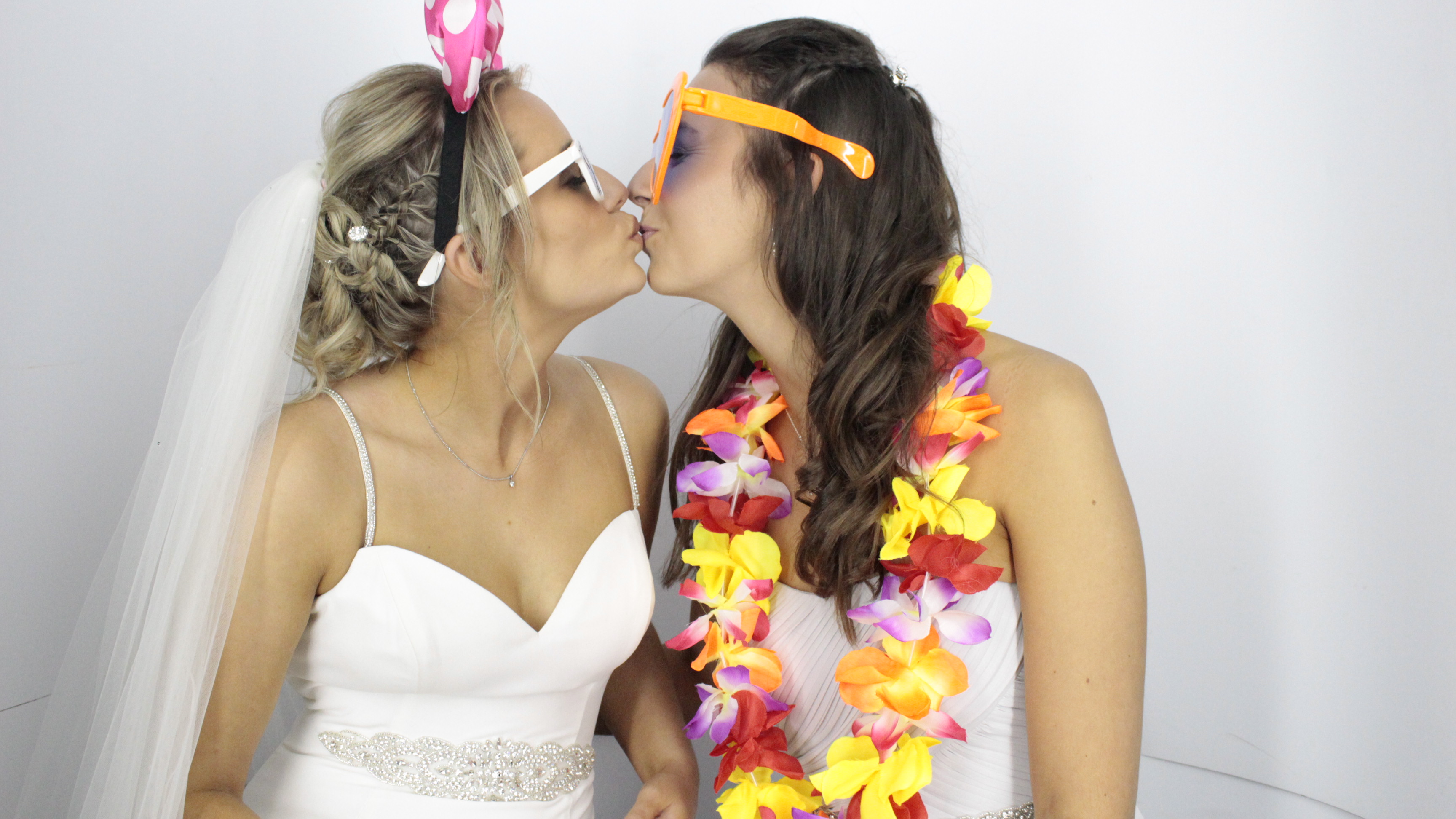 Jade and Duncan's Wedding | View more photos from the event at gallery.myphotoboothexperience.co.uk/u/MyPhotoBoothExperienceLtd/Jade-and-Duncans-Wedding